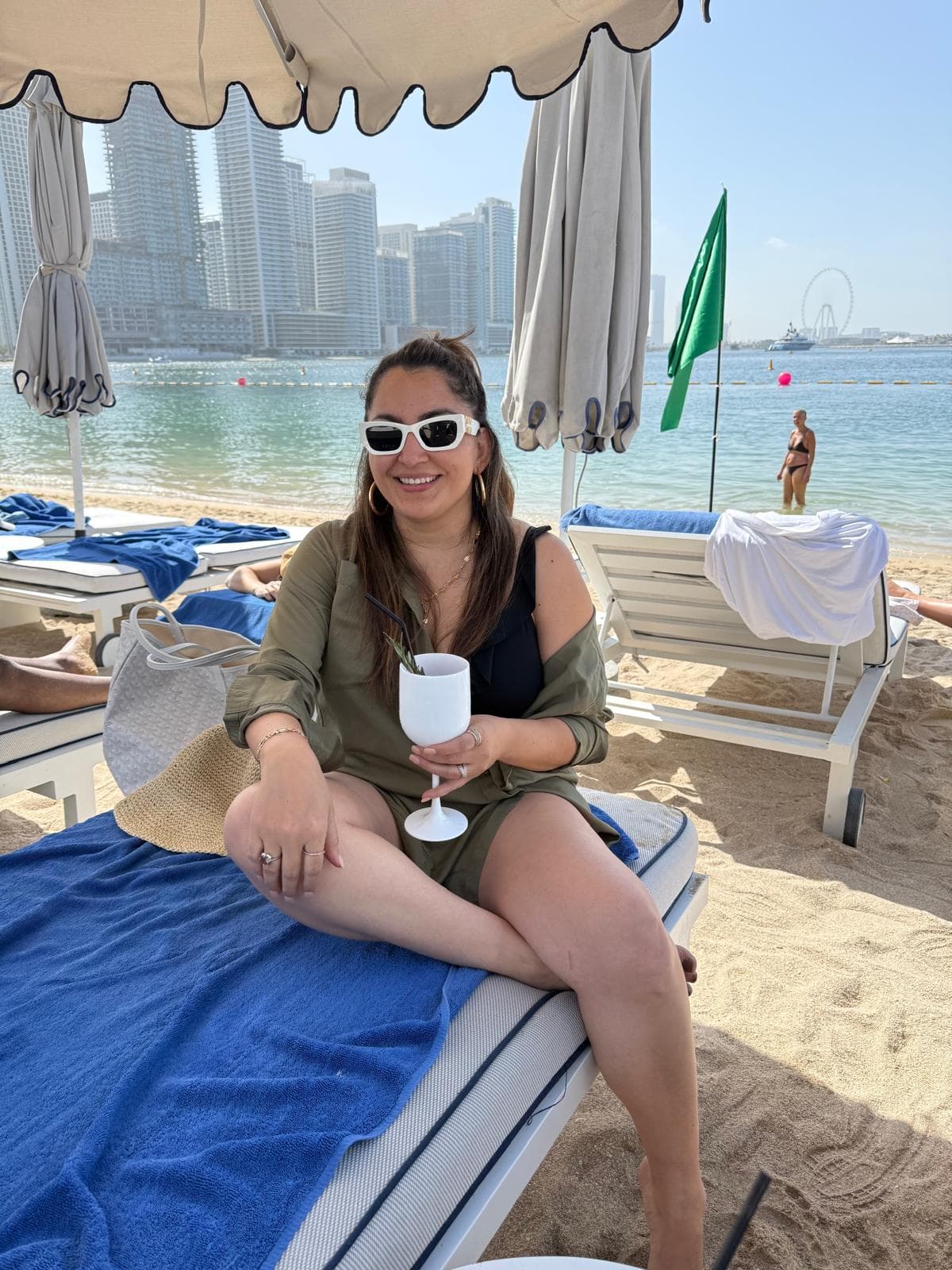Laura Álvarez en Dubai Marina